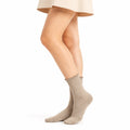 Calze 43-46 in maglia a coste beige con bordo ondulato
